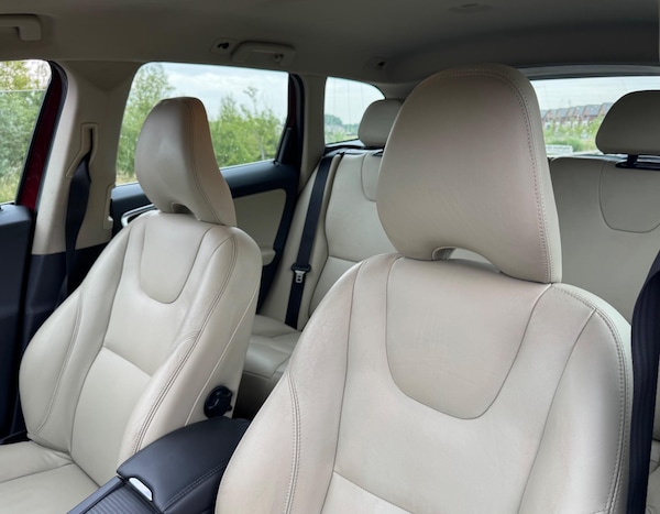 Used Volvo XC60 2014 for sale - 74838037: Photo 13