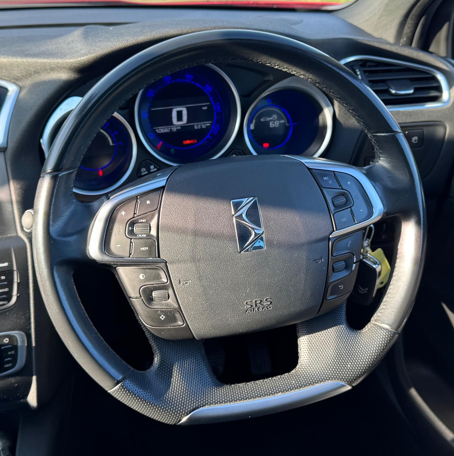 Used Citroen DS4 2015 for sale - 76953402: Photo 15