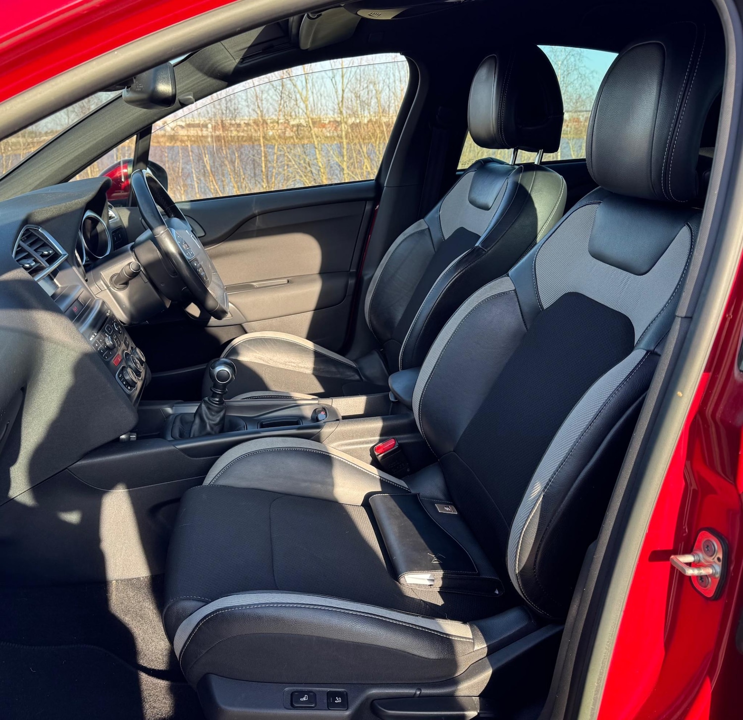 Used Citroen DS4 2015 for sale - 76953402: Photo 16