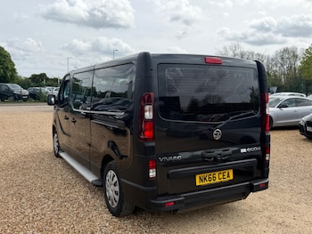 Used Vauxhall Vivaro 2016 for sale - 78301227: Photo