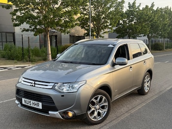 Used Mitsubishi Outlander 2015 for sale - 79062160: Photo