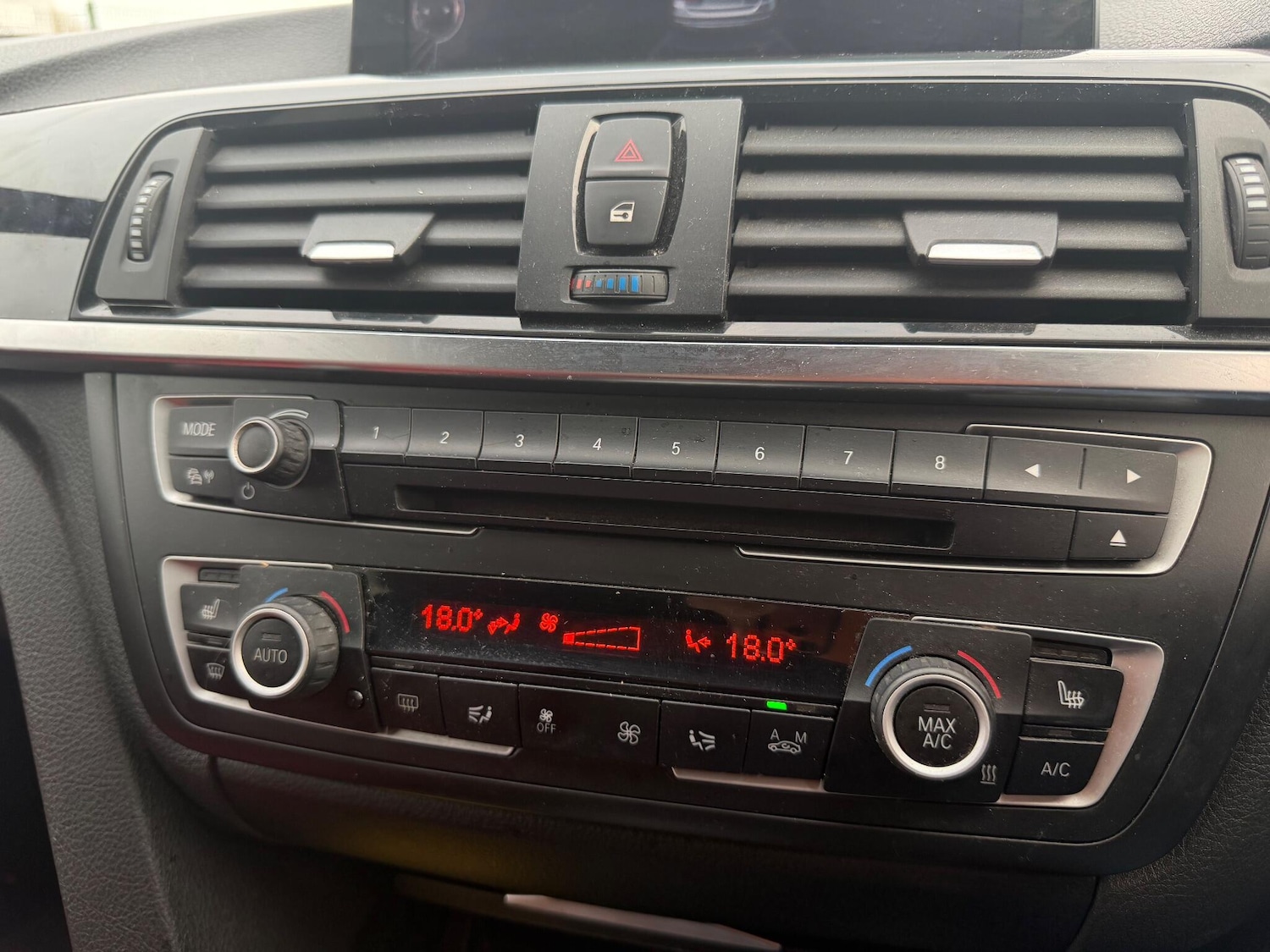 Used BMW 3 Series 2015 for sale - 76549578: Photo 11