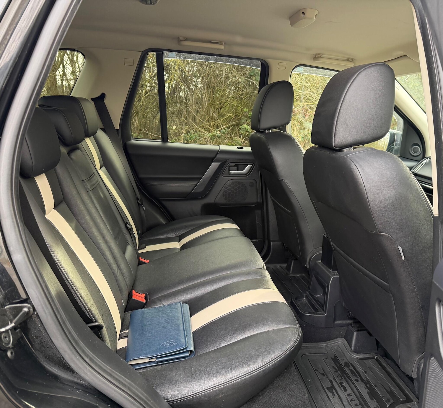 Used Land Rover Freelander 2 2011 for sale - 77524197: Photo 13