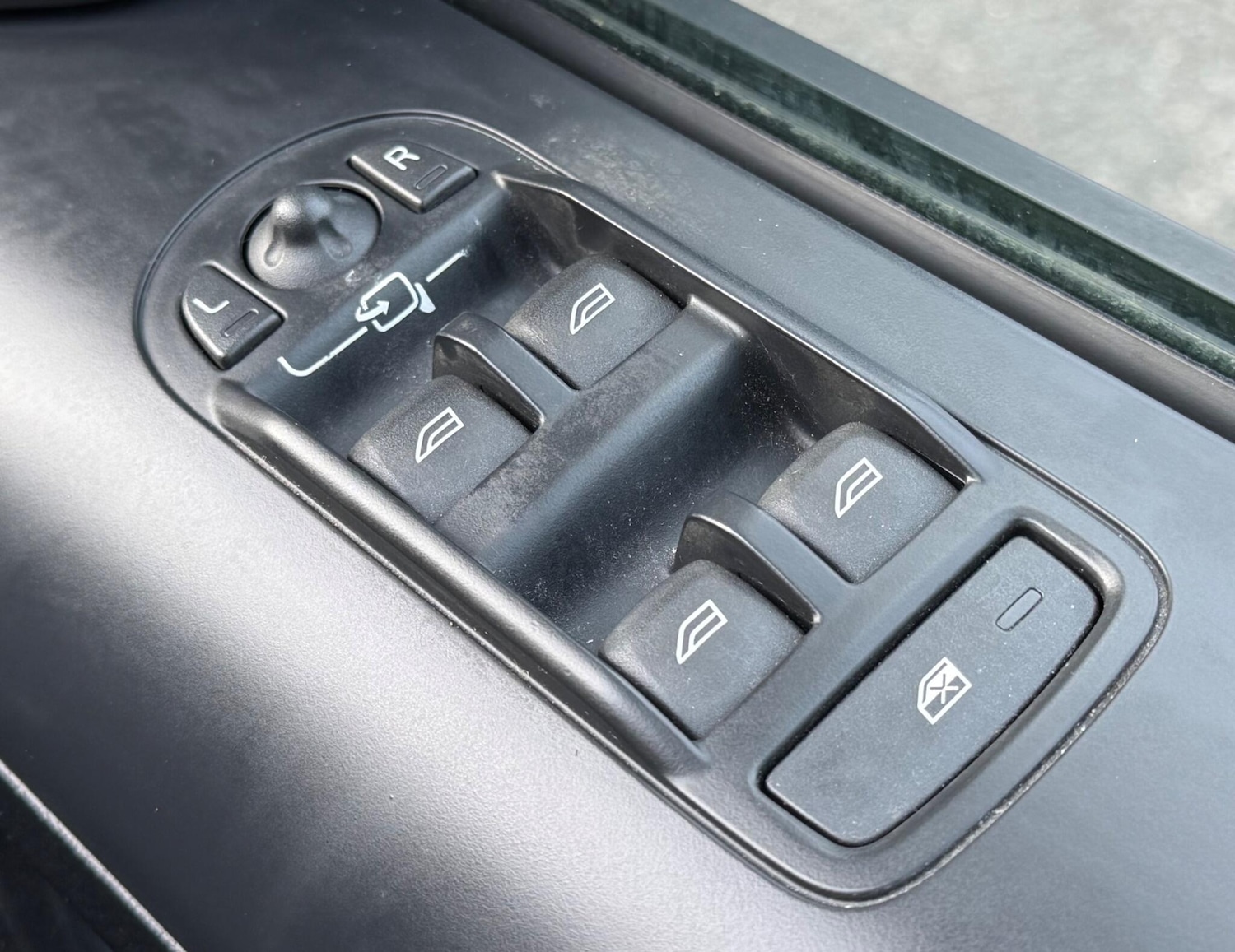 Used Land Rover Freelander 2 2011 for sale - 77524197: Photo 15