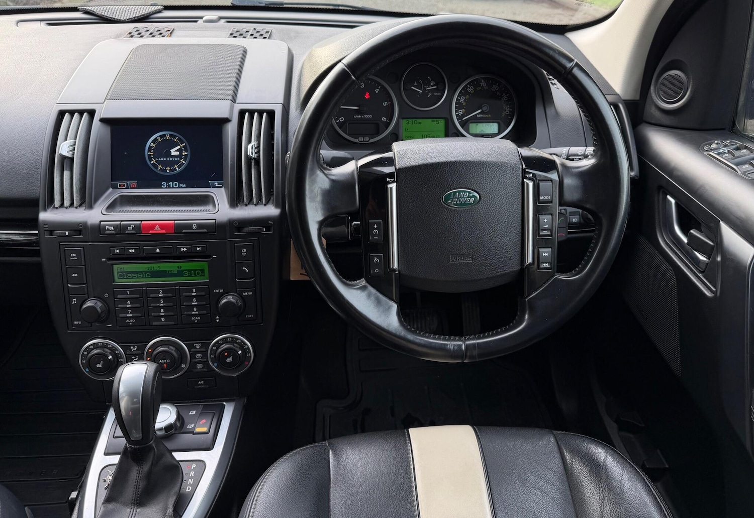 Used Land Rover Freelander 2 2011 for sale - 77524197: Photo 24