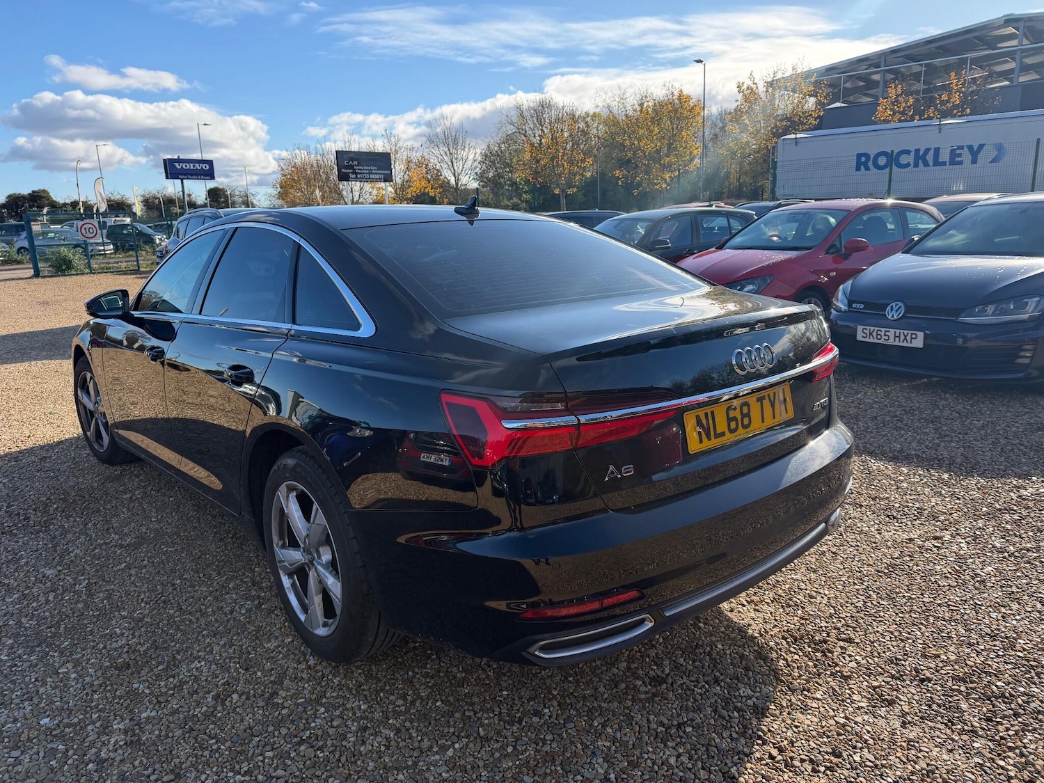 Used Audi A6 Saloon 2018 for sale - 76349196: Photo 3