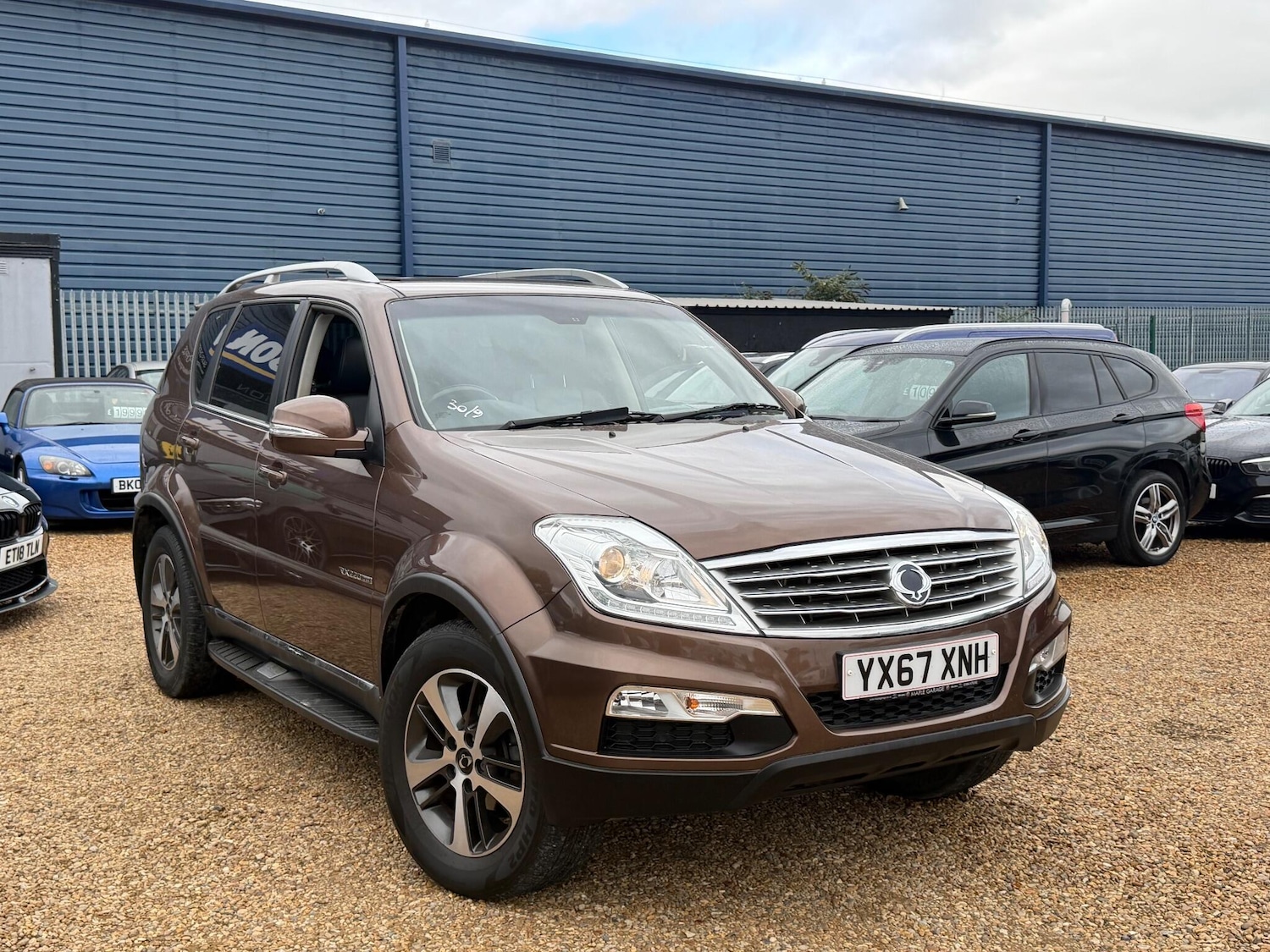 Used Ssangyong Rexton 2017 for sale - 76259913: Photo 2