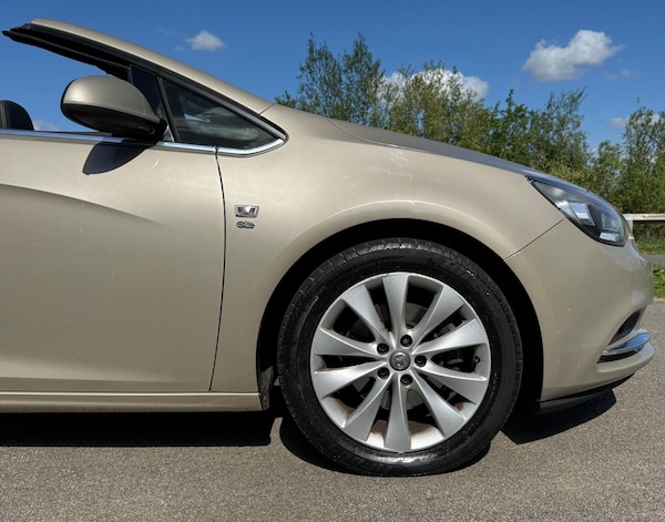 Used Vauxhall Cascada 2013 for sale - 74453602: Photo 6