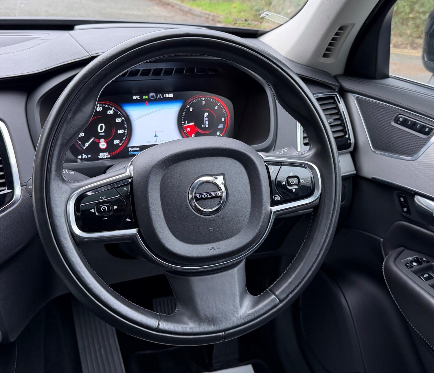 Used Volvo XC90 2015 for sale - 77468901: Photo 31