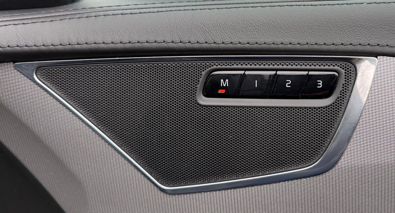 Used Volvo XC90 2015 for sale - 77468901: Photo 37