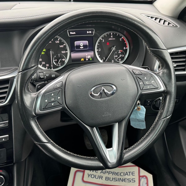 Used Infiniti Q30 2016 for sale - 74363418: Photo 26