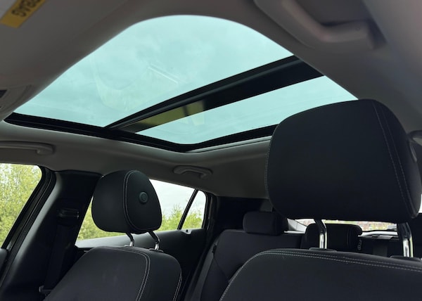 Used Infiniti Q30 2016 for sale - 74363418: Photo 27