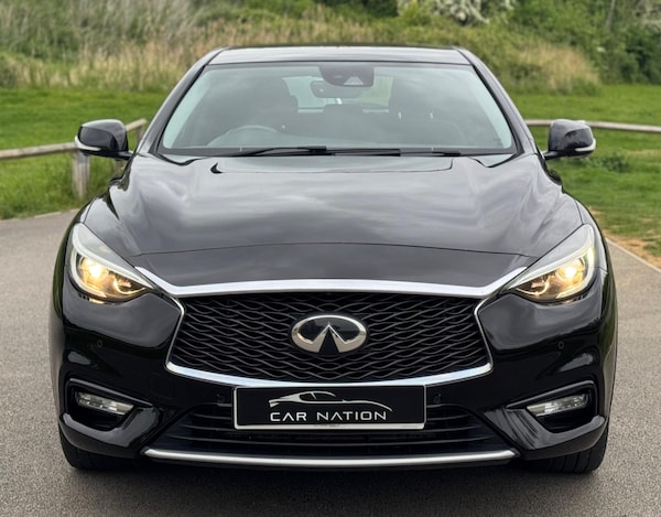 Used Infiniti Q30 2016 for sale - 74363418: Photo 2