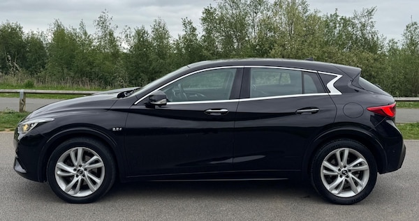 Used Infiniti Q30 2016 for sale - 74363418: Photo 6