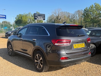 Used Kia Sorento 2016 for sale - 78319632: Photo