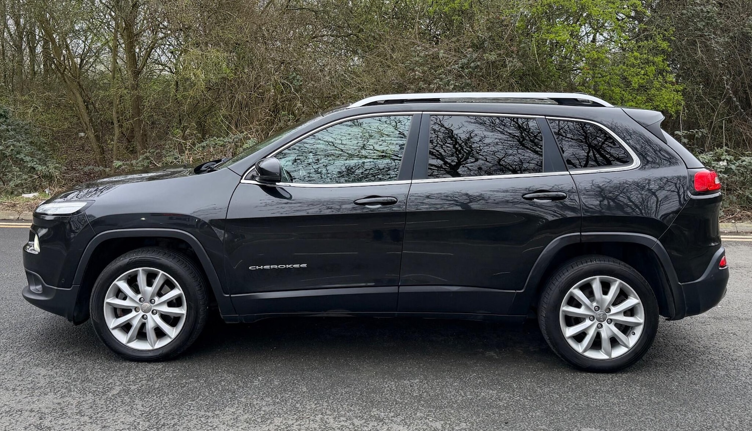 Used Jeep Cherokee 2015 for sale - 77646253: Photo 6