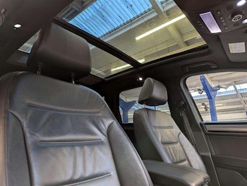 Used Volkswagen Touareg 2015 for sale - 77290777: Photo