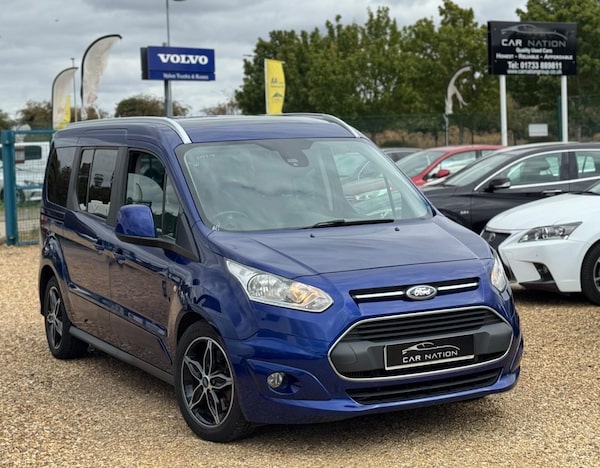 Used Ford Grand Tourneo Connect 2016 for sale - 75658652: Photo 1