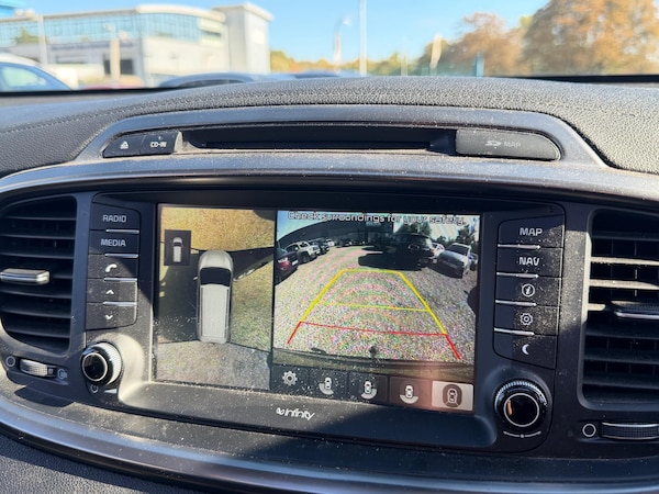 Used Kia Sorento 2017 for sale - 76109329: Photo 11