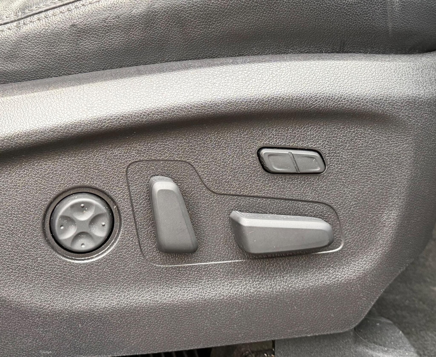 Used Kia Sorento 2017 for sale - 76109329: Photo 19