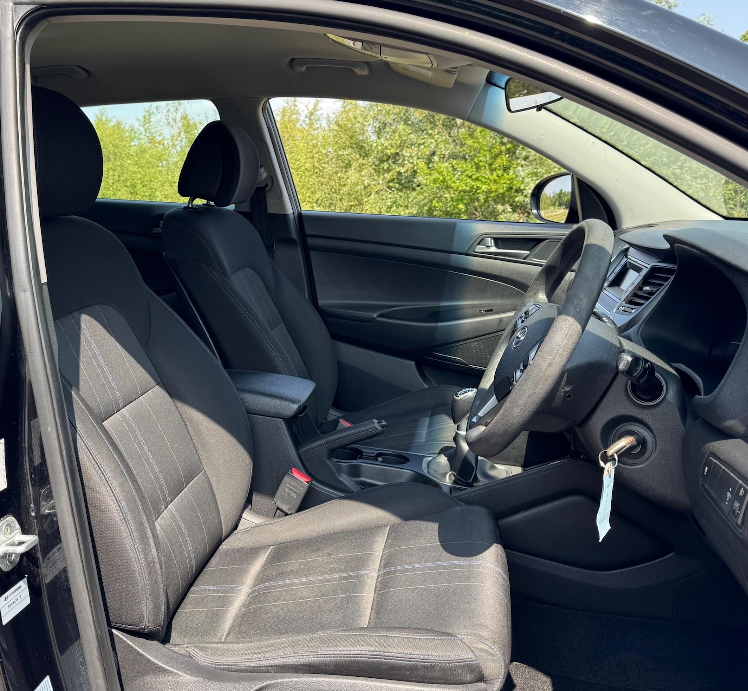 Used Hyundai TUCSON 2017 for sale - 76513510: Photo 4