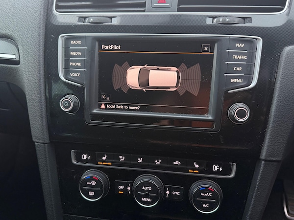 Used Volkswagen Golf 2015 for sale - 76260221: Photo 11
