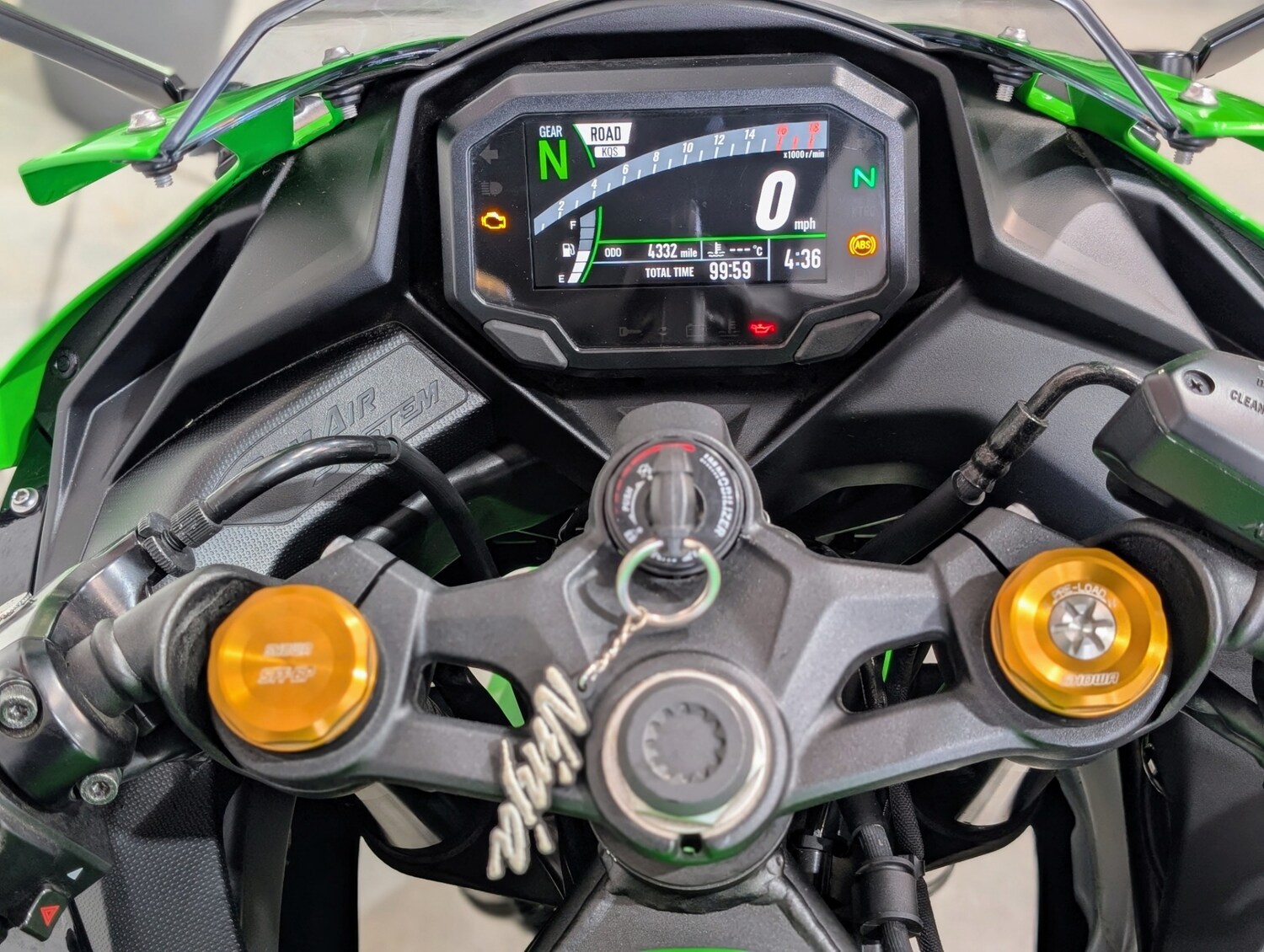 Kawasaki NINJA ZX 4