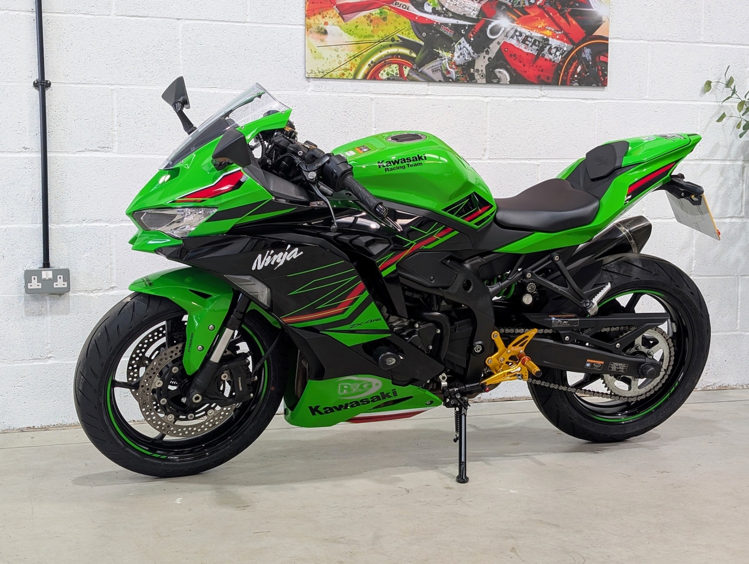 Kawasaki NINJA ZX 4