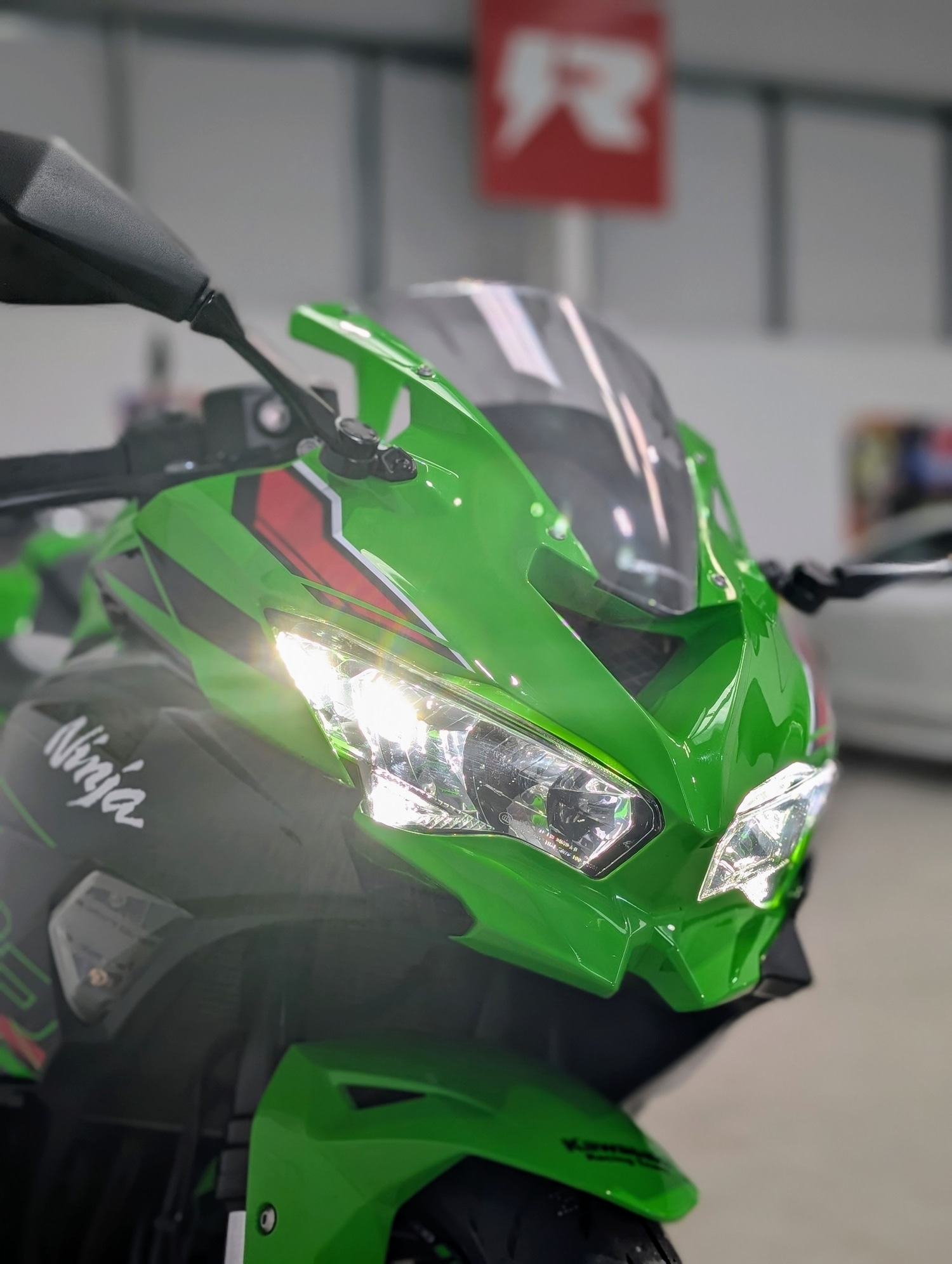Kawasaki NINJA ZX 4