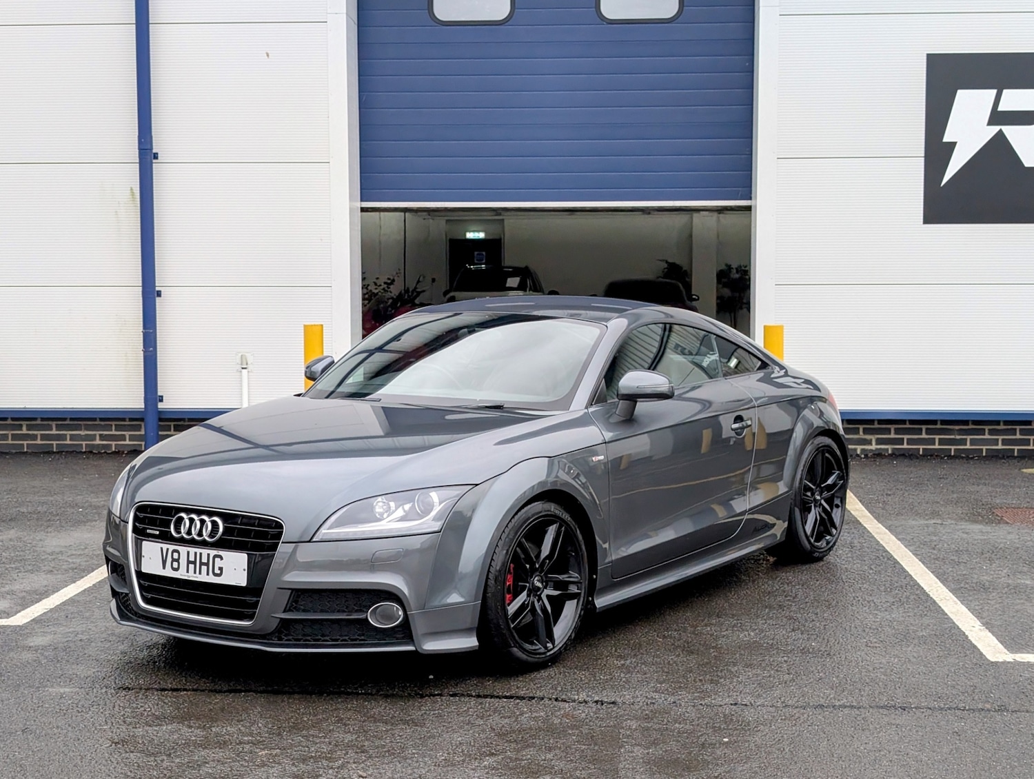Used Audi TT 2013 for sale - 76777077: Photo 3