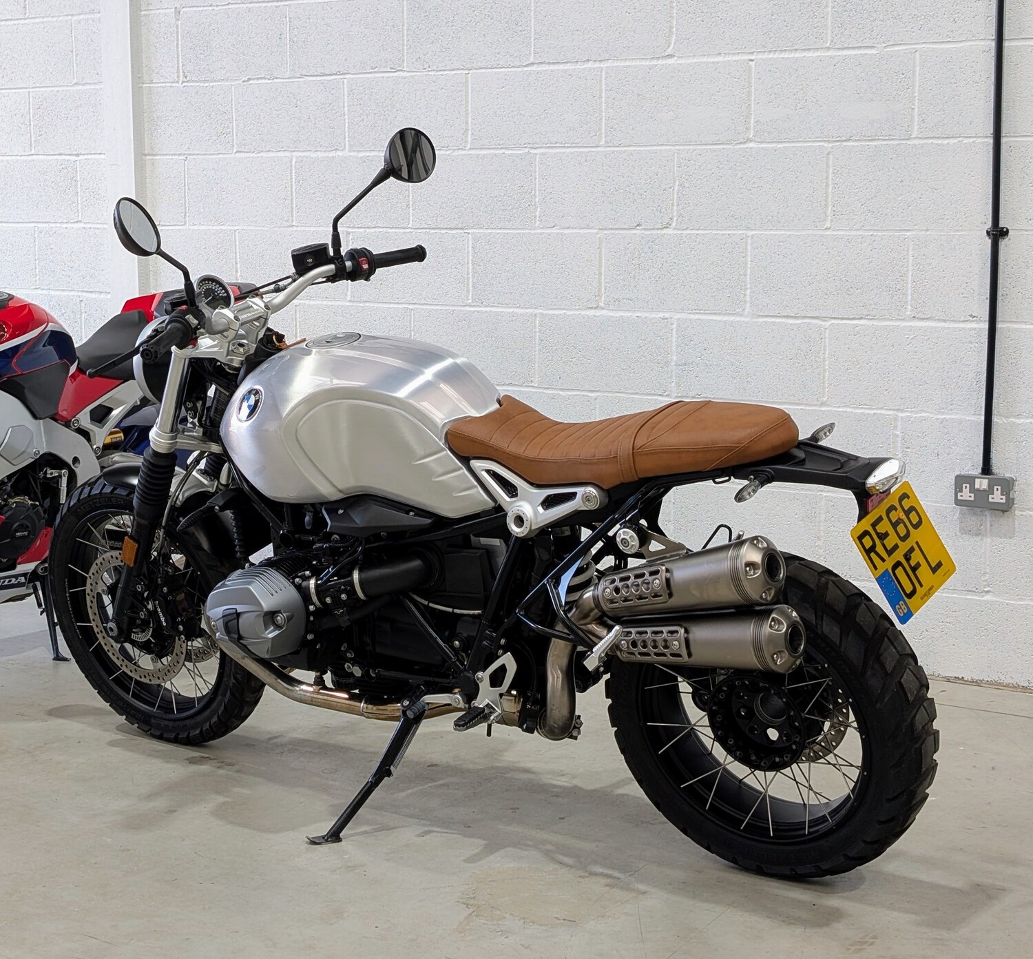 BMW R NINET