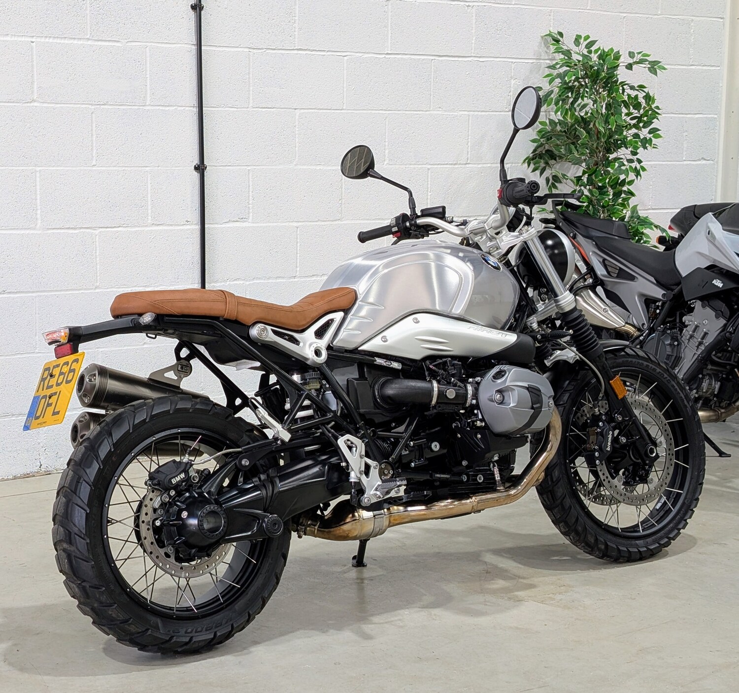 BMW R NINET