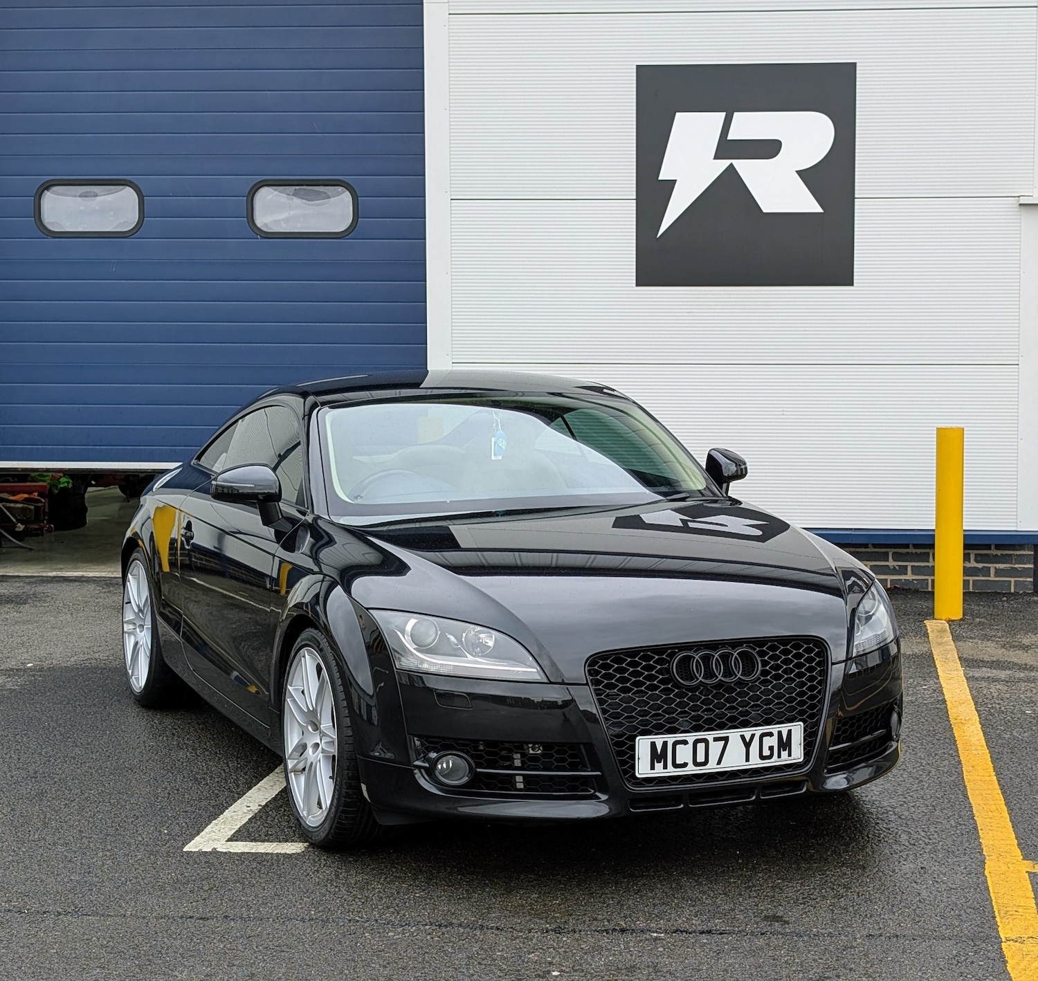 Used Audi TT 2007 for sale - 77555260: Photo 2