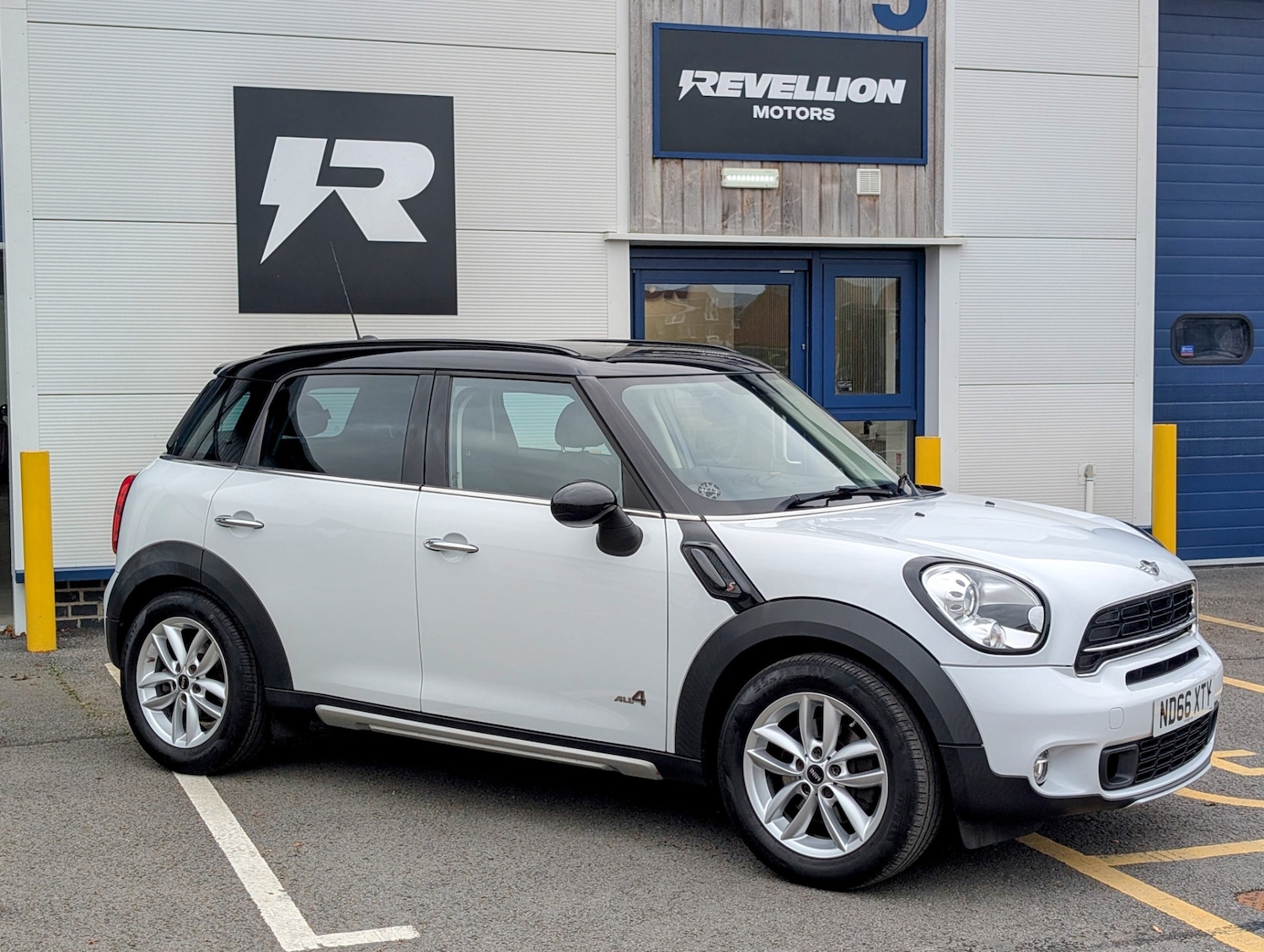 Used MINI Countryman 2016 for sale - 76625778: Photo 3