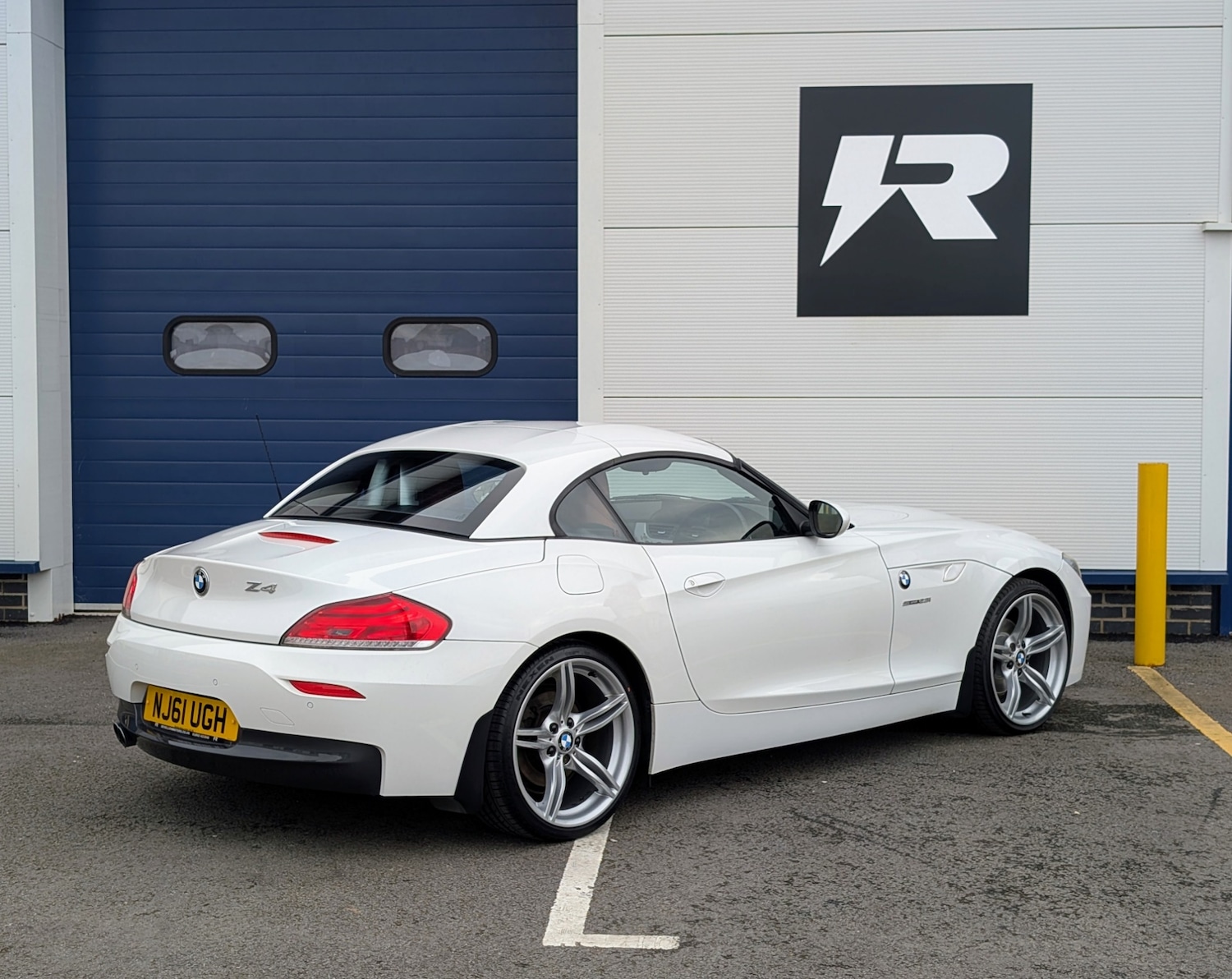 Used BMW Z4 2011 for sale - 77791539: Photo 12