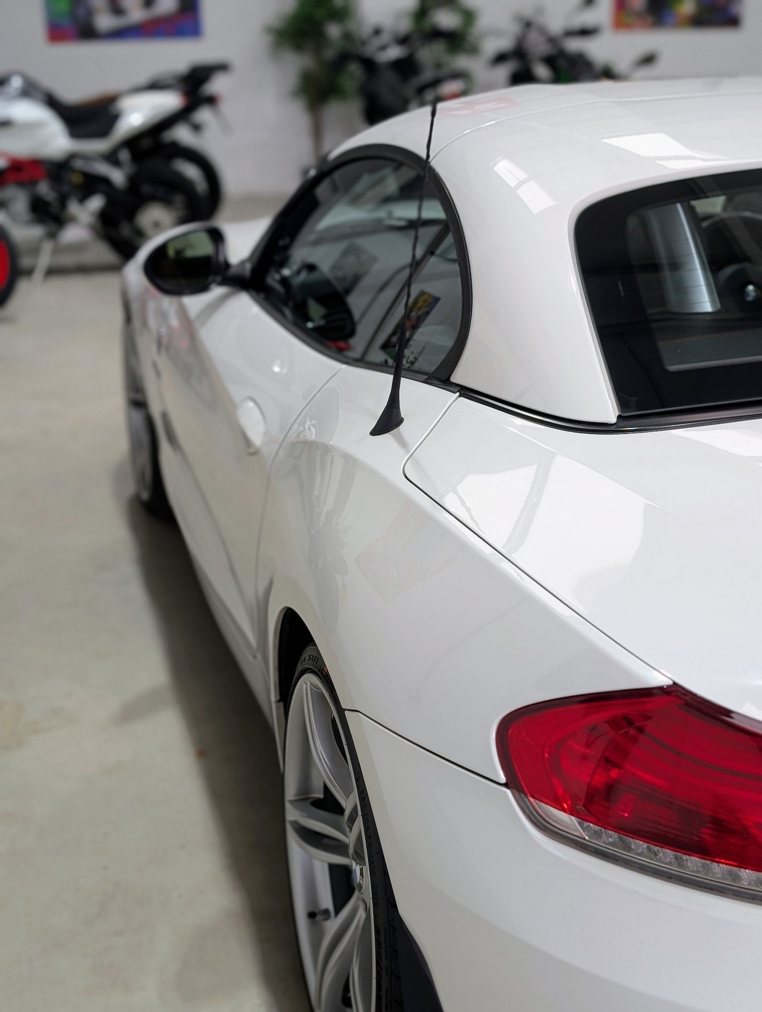 Used BMW Z4 2011 for sale - 77791539: Photo 37