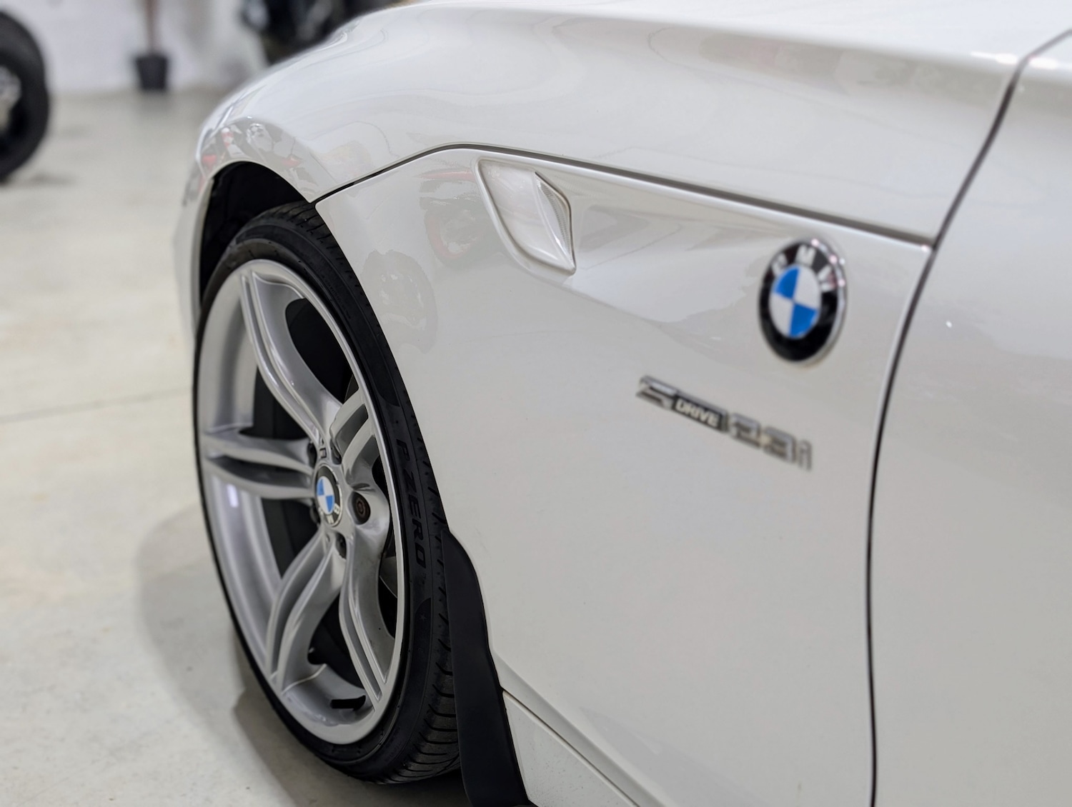 Used BMW Z4 2011 for sale - 77791539: Photo 38