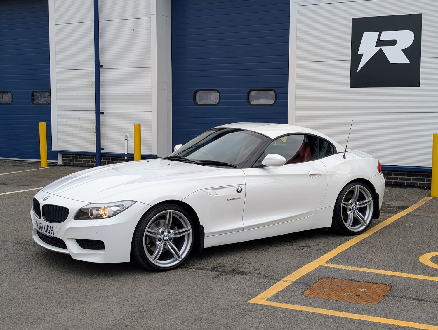 Used BMW Z4 2011 for sale - 77791539: Photo 8