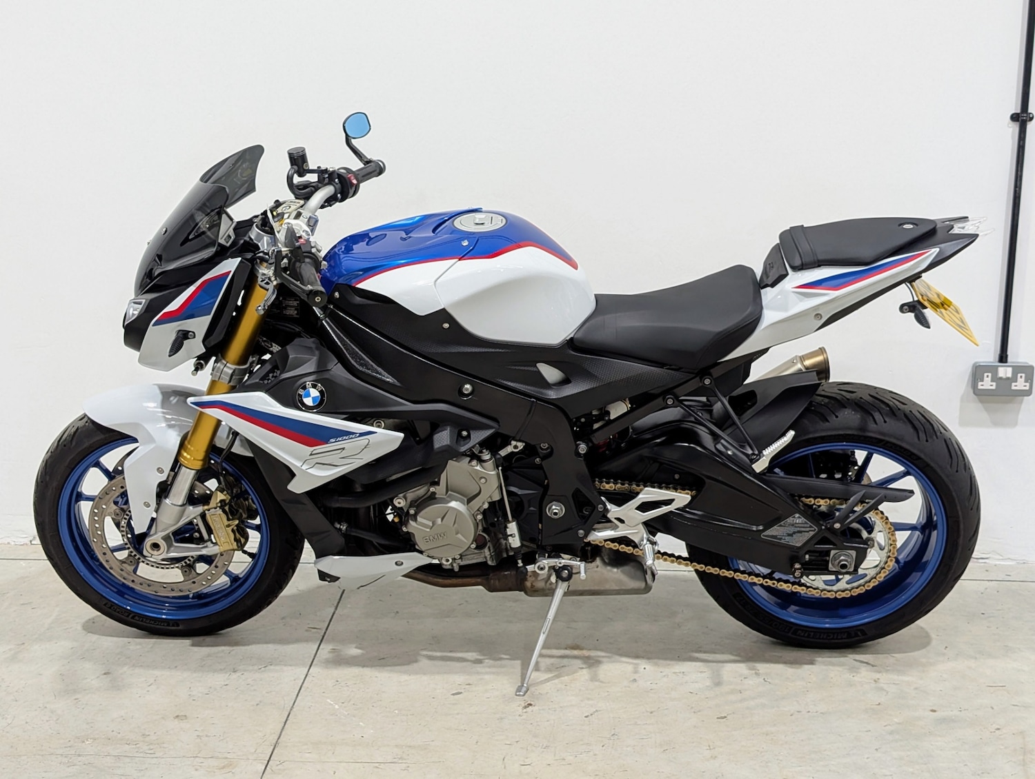 BMW S1000