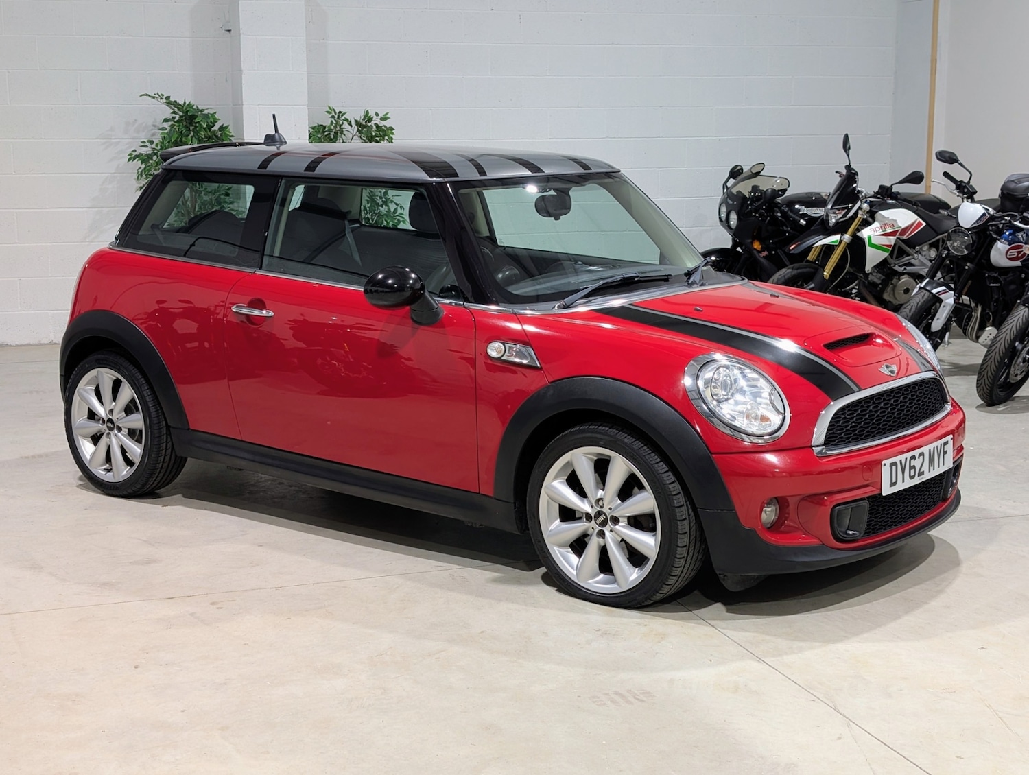 Used MINI Hatch 2012 for sale - 76625823: Photo 2