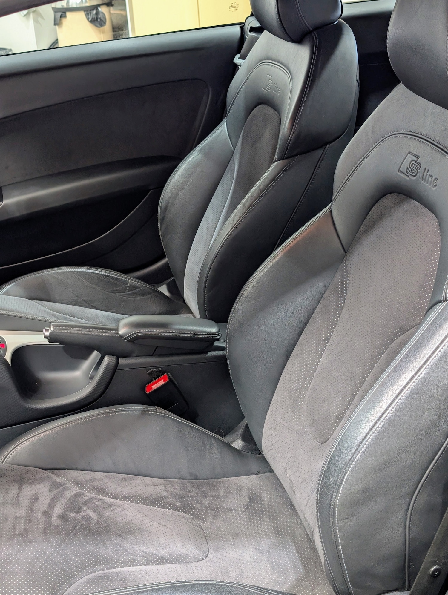 Used Audi TT 2011 for sale - 76445381: Photo 12