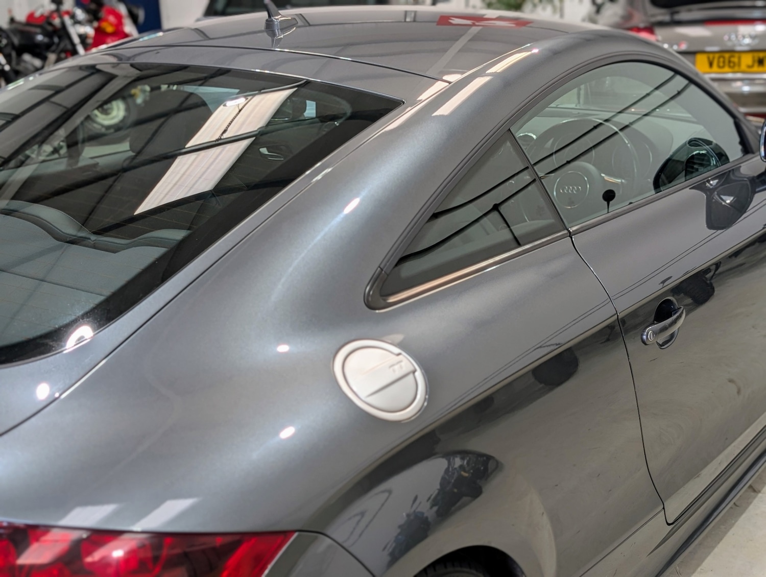 Used Audi TT 2011 for sale - 76445381: Photo 14