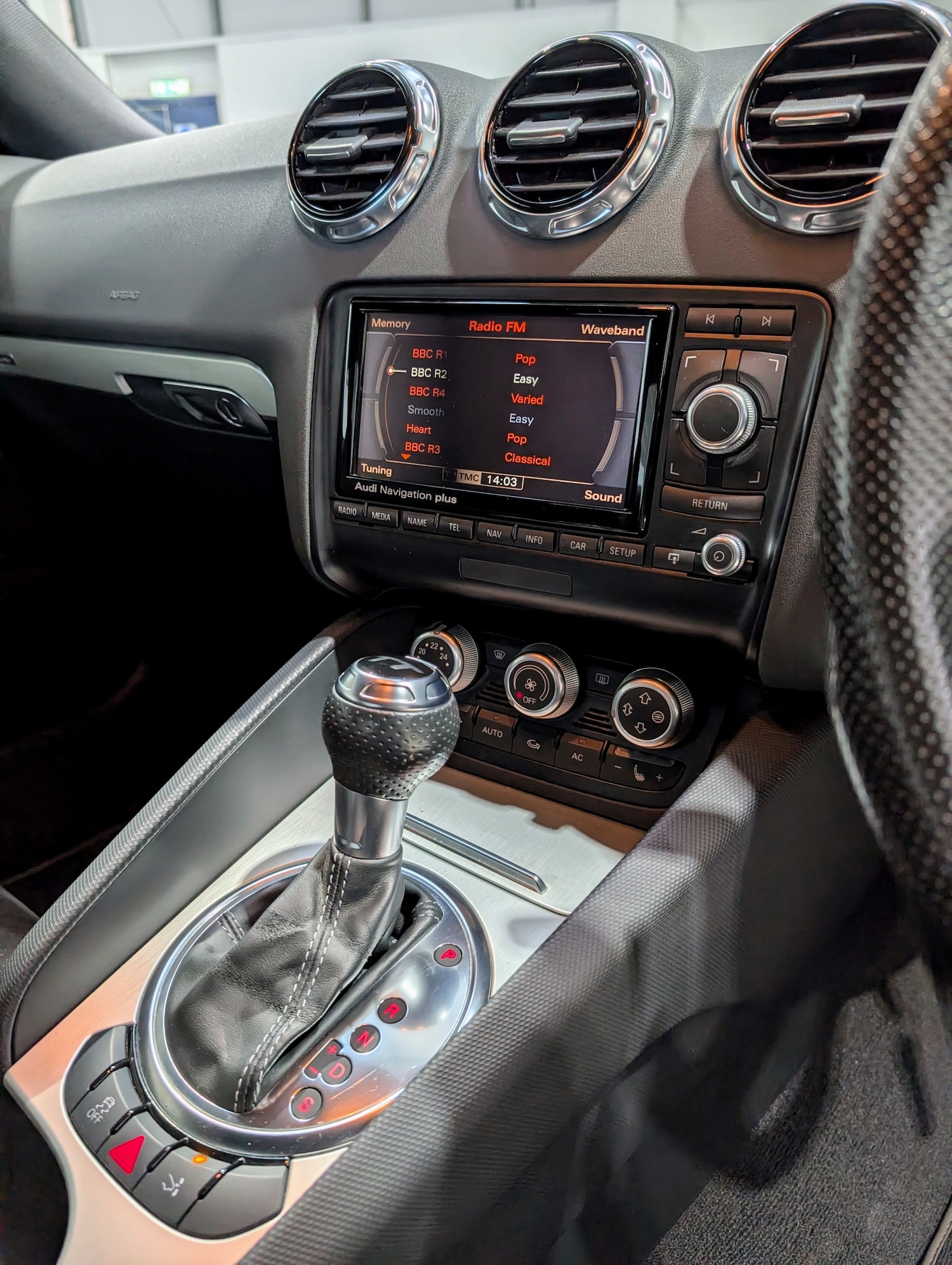 Used Audi TT 2011 for sale - 76445381: Photo 8