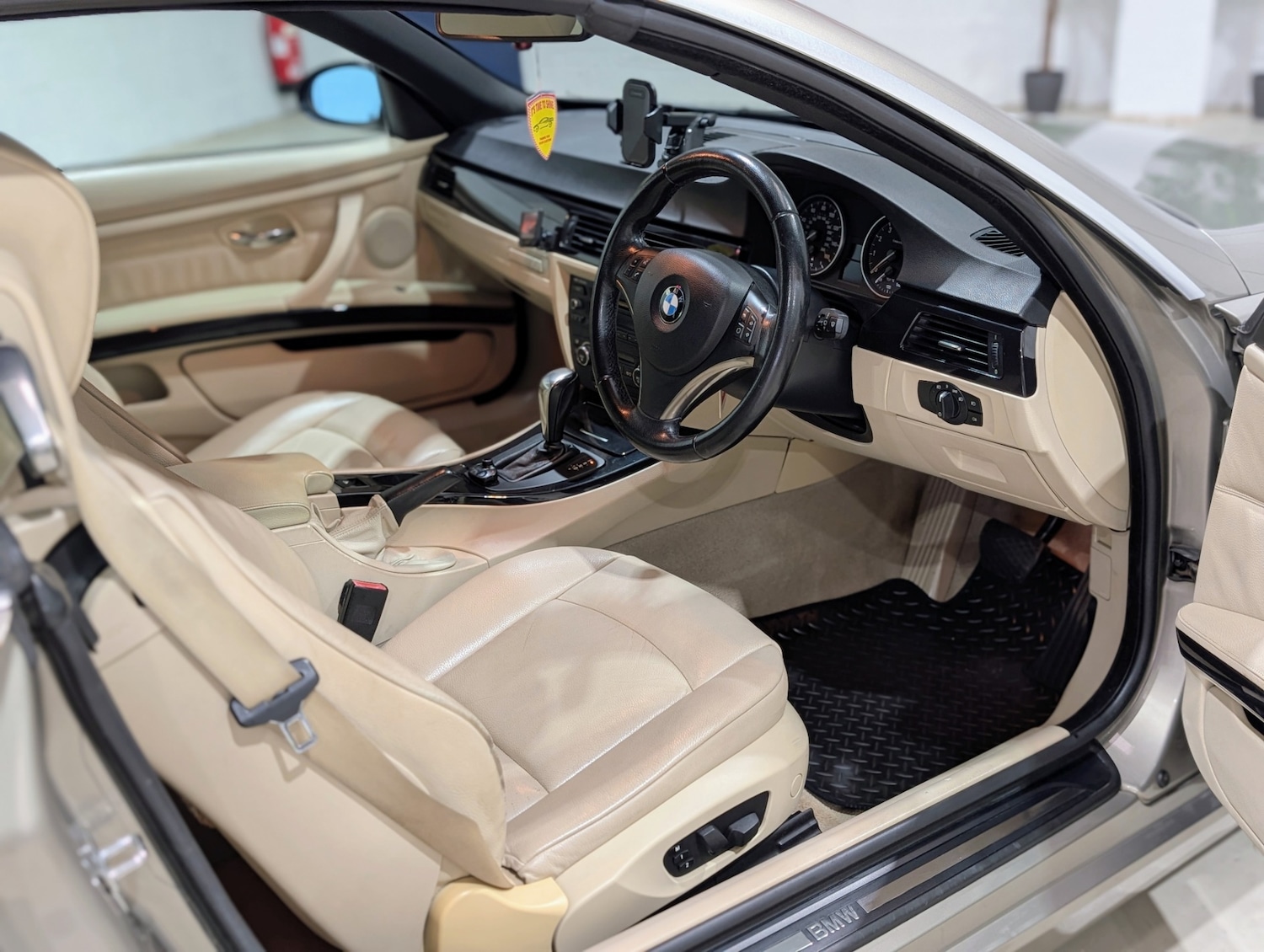 Used BMW 3 Series 2007 for sale - 76932188: Photo 15