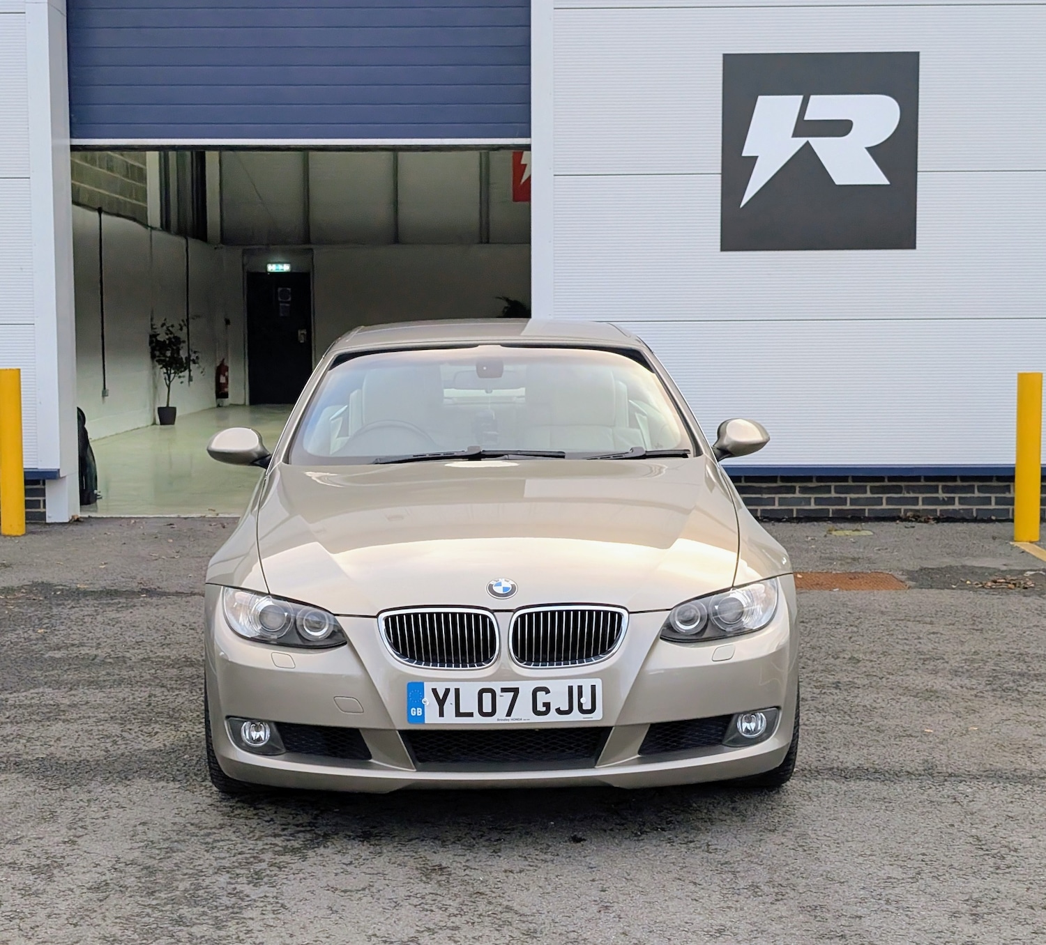 Used BMW 3 Series 2007 for sale - 76932188: Photo 3