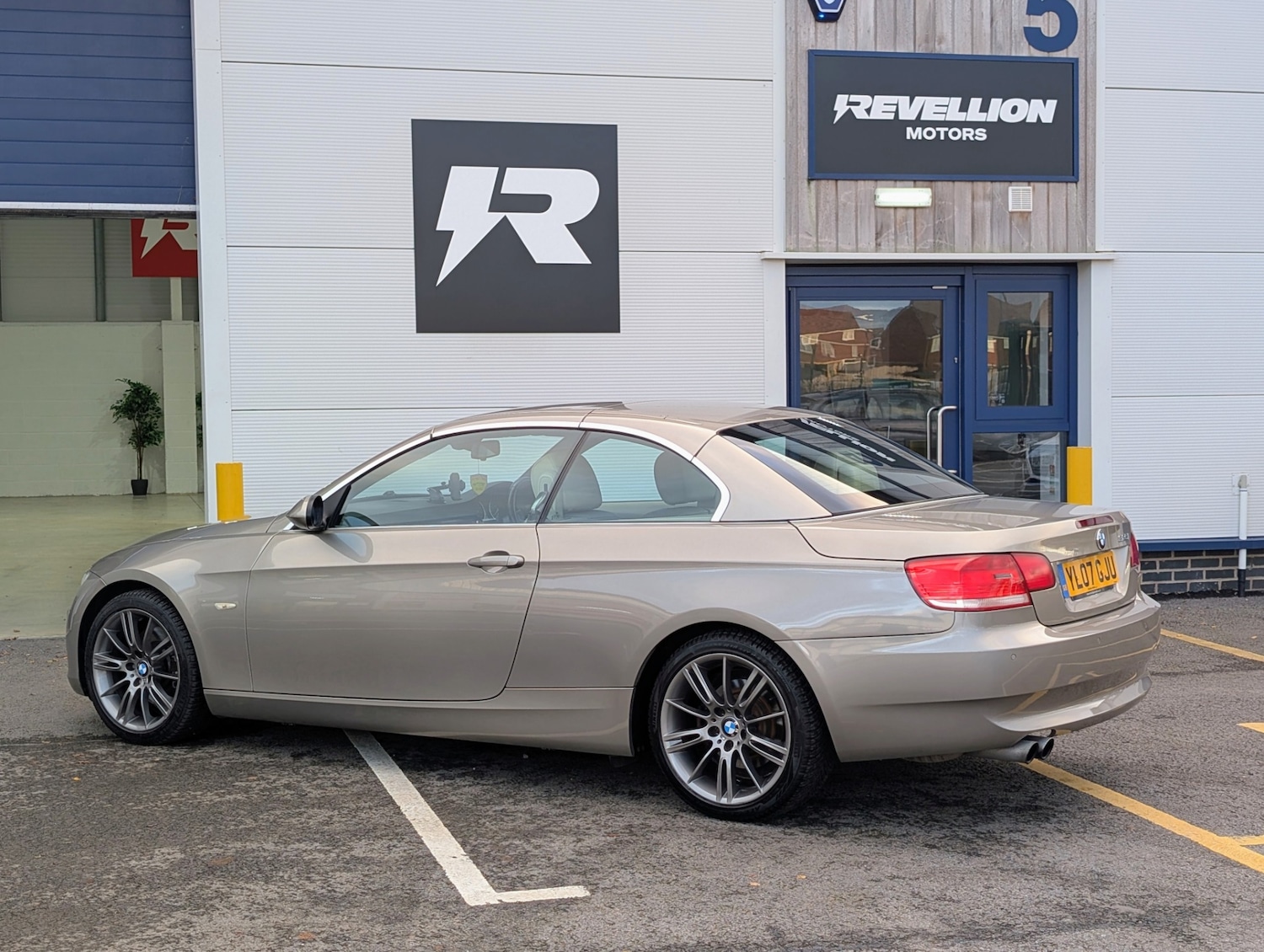 Used BMW 3 Series 2007 for sale - 76932188: Photo 5