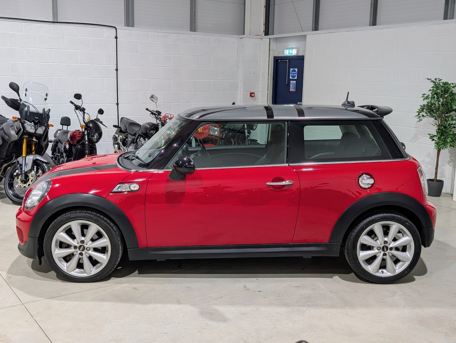 Used MINI Hatch 2012 for sale - 78081997: Photo 8