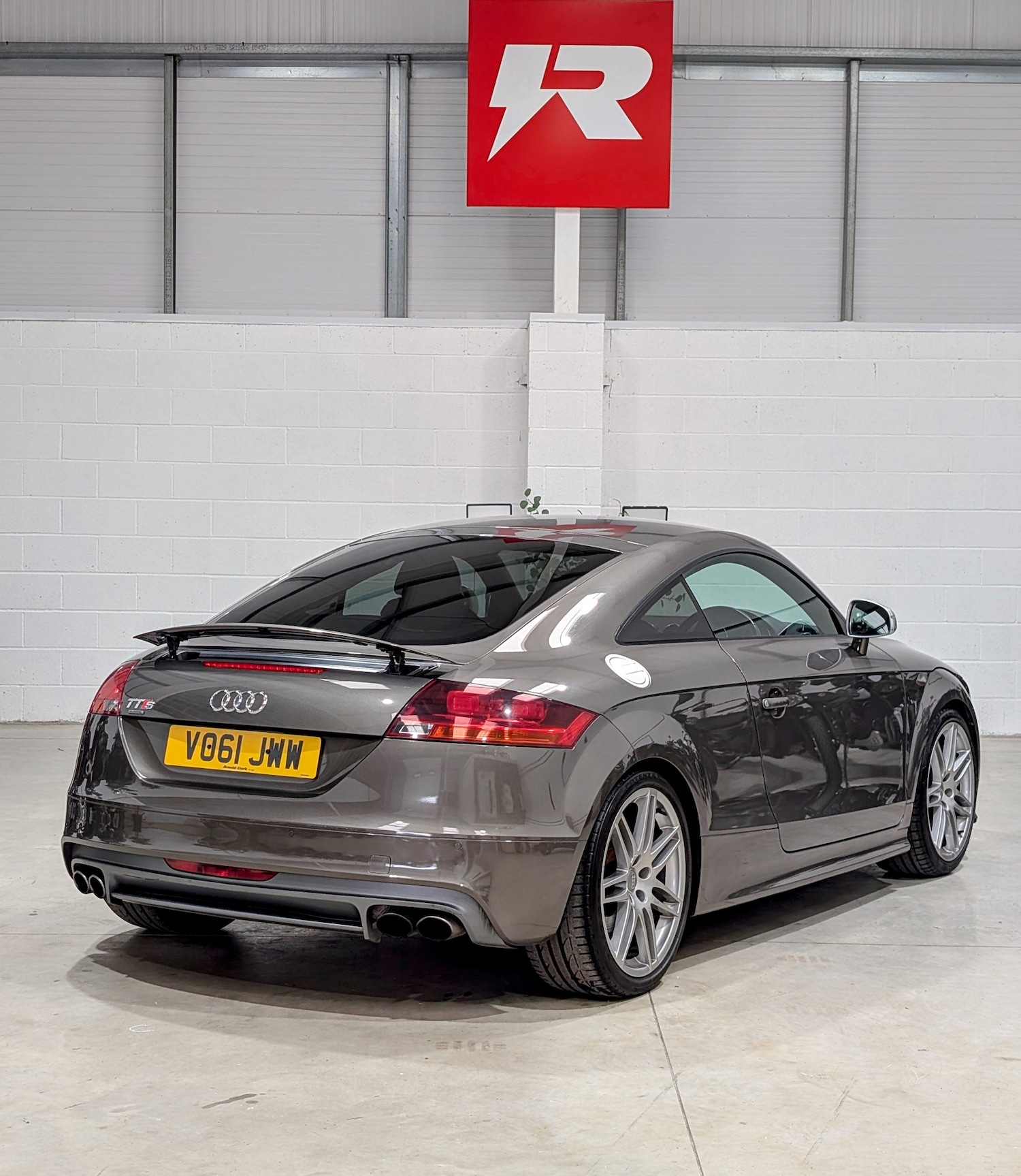 Used Audi TT 2011 for sale - 76444556: Photo 10