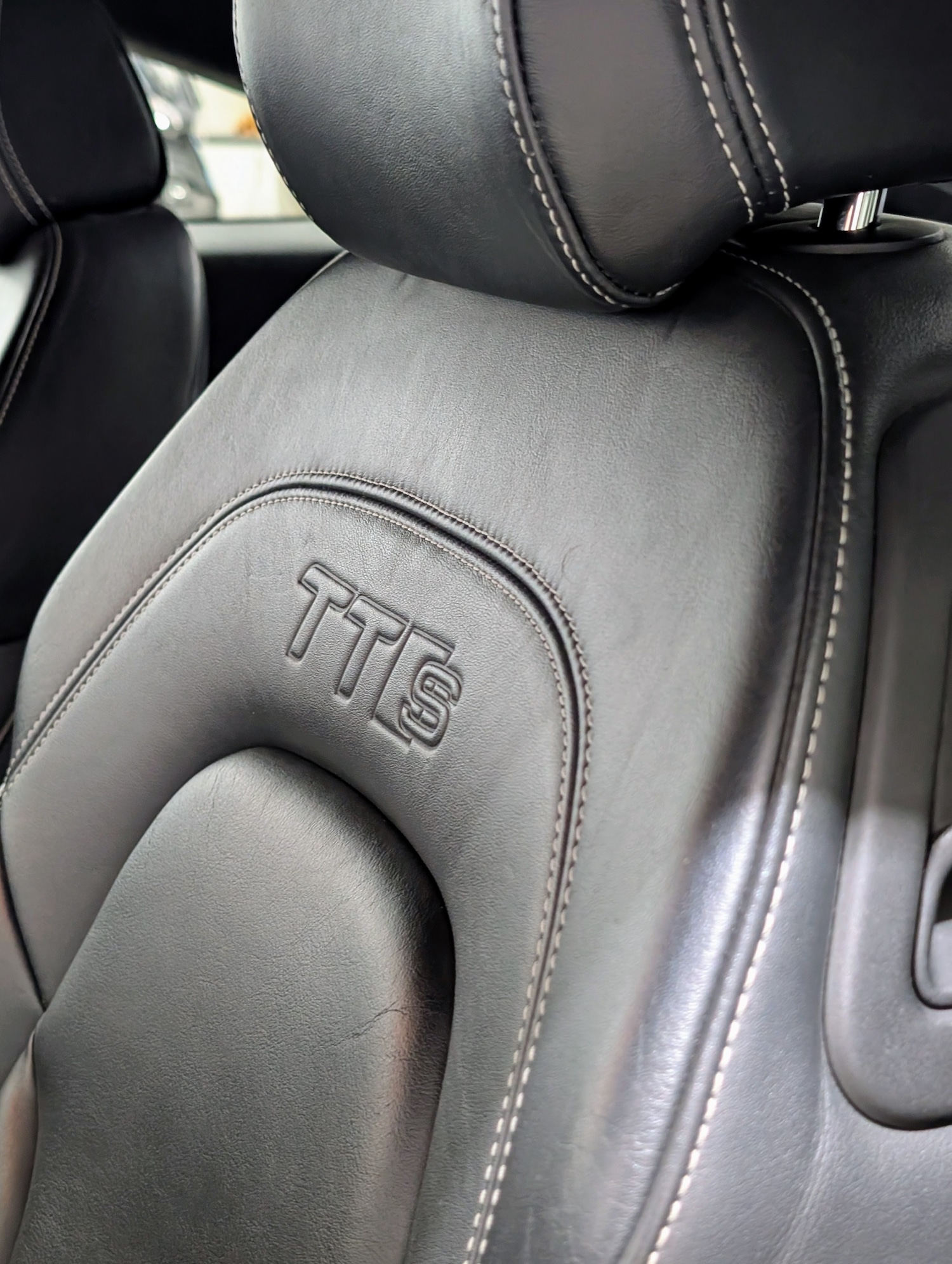 Used Audi TT 2011 for sale - 76444556: Photo 14