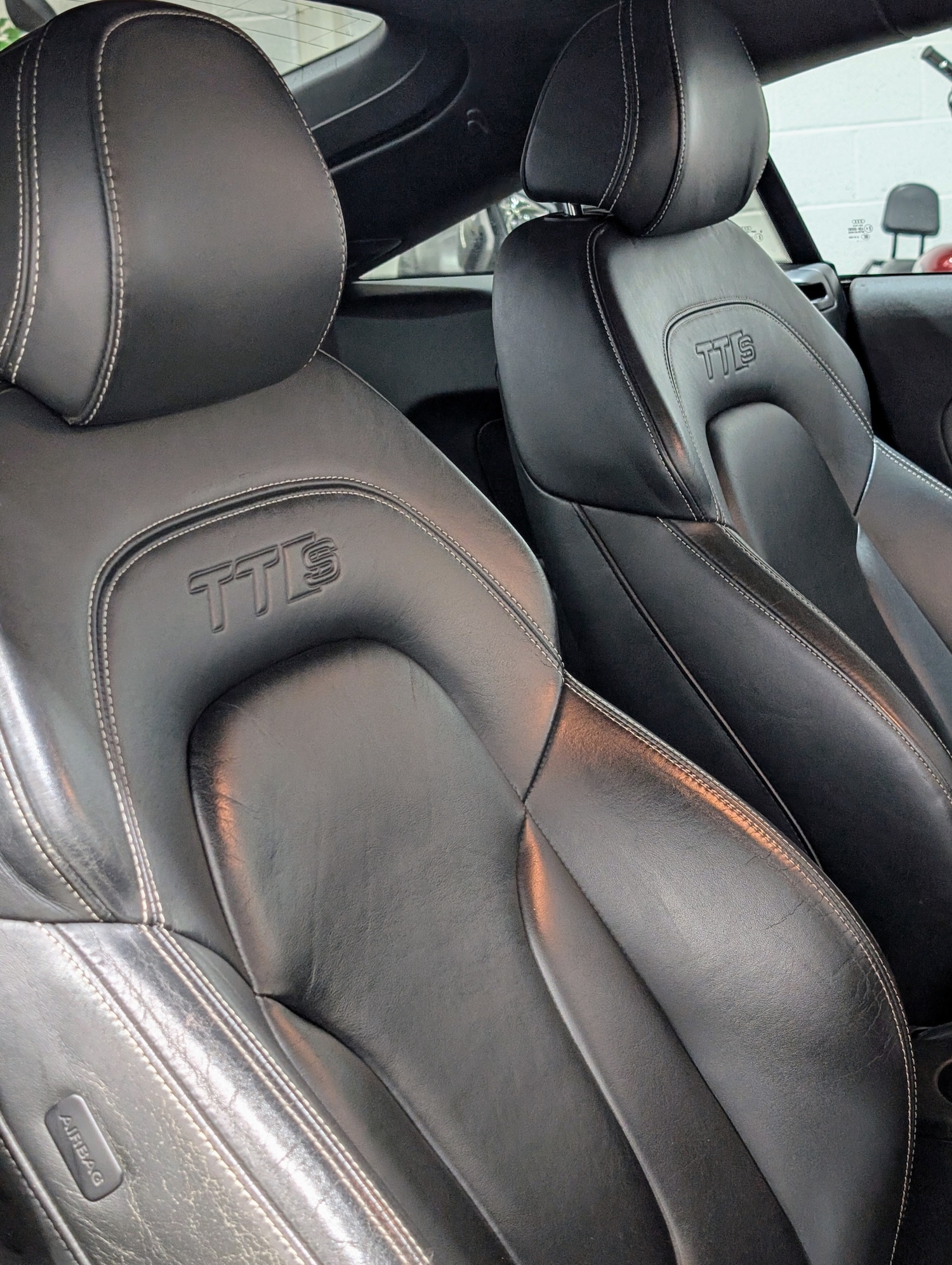 Used Audi TT 2011 for sale - 76444556: Photo 17